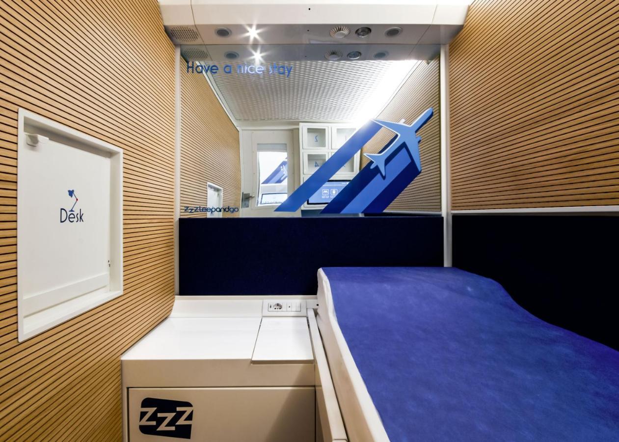 Resting Pods - Zzzleepandgotrn Torino Airport 호텔 카셀토리네세 외부 사진
